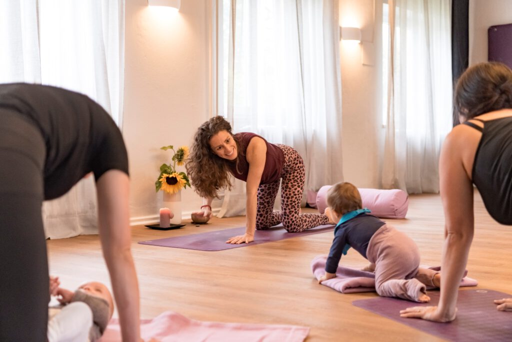 Yoga nach der Schwangerschaft 6 Wochen-Kurs - mit Baby
